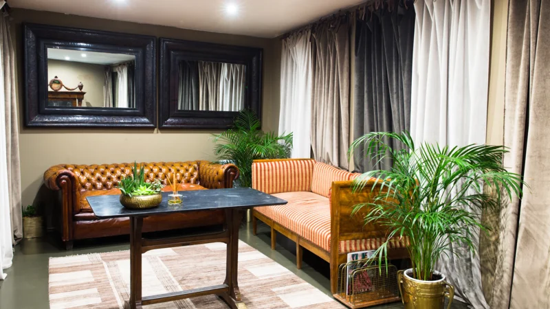 private talent lounge