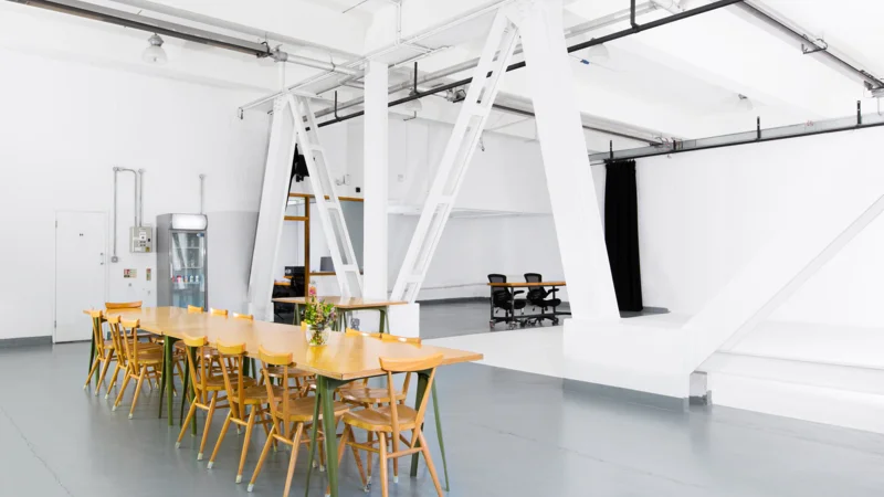 Studio 04 cove and dining