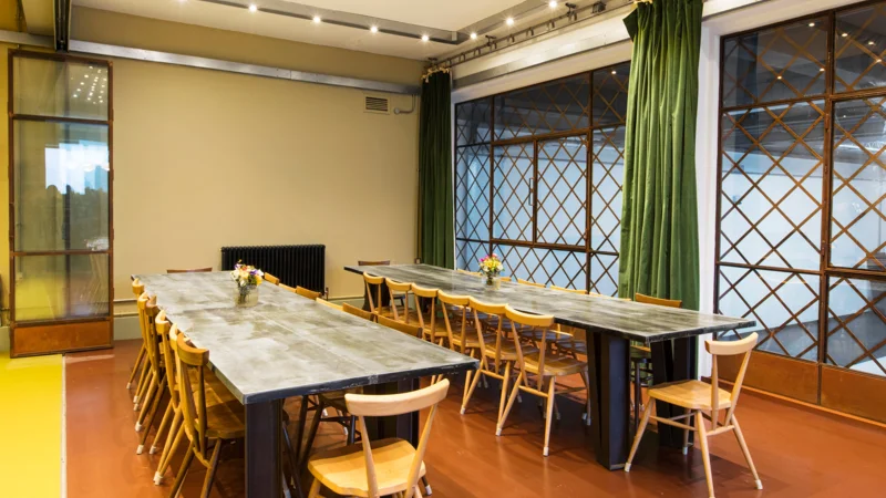 Studio 01 dining mezzanine