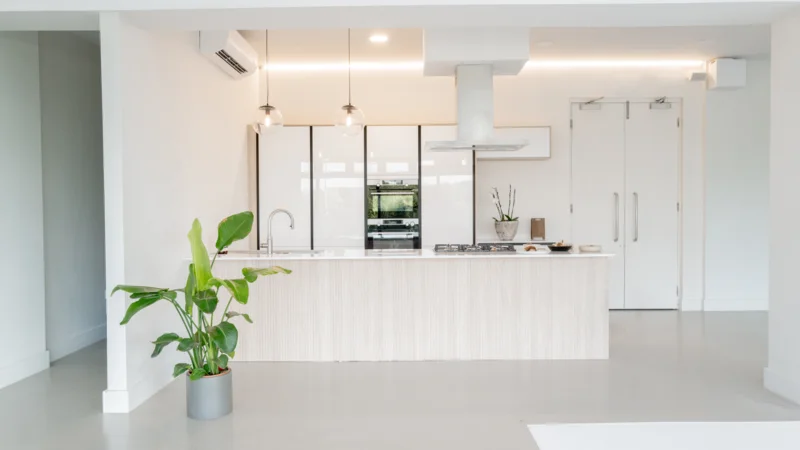 Fully equipped kitchen